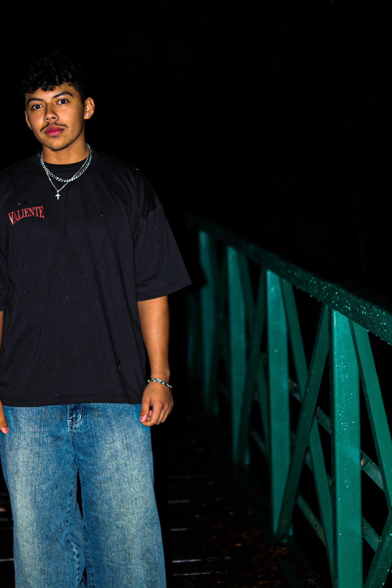 VALIENTE Oversized Tee